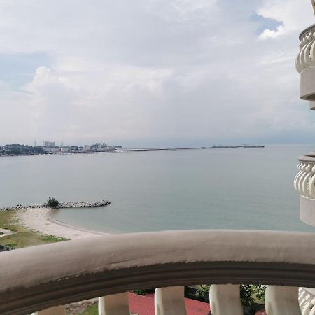Beach View Private Apartment Port Dickson Kültér fotó
